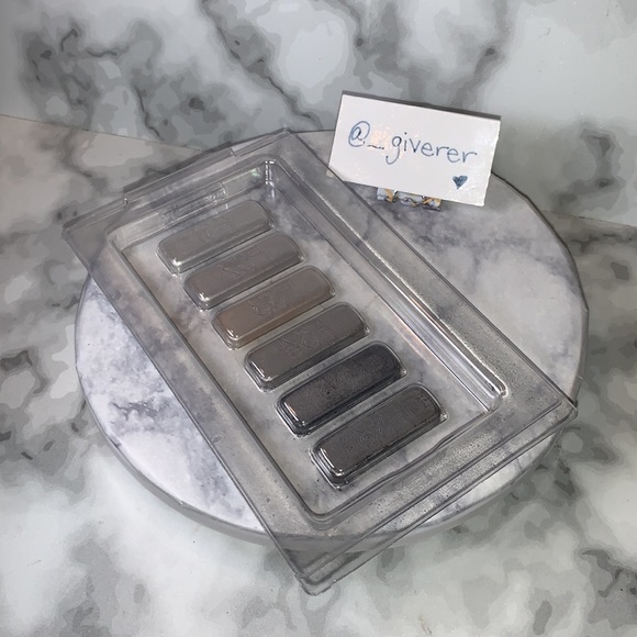 NEW MAC Enchanted Eve Eyeshadow Singles MAC Holiday - Picture 5 of 13